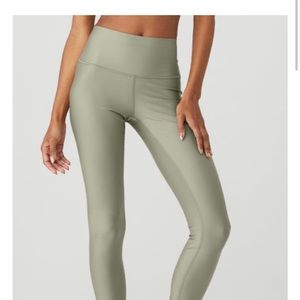 Alo yoga limestone S